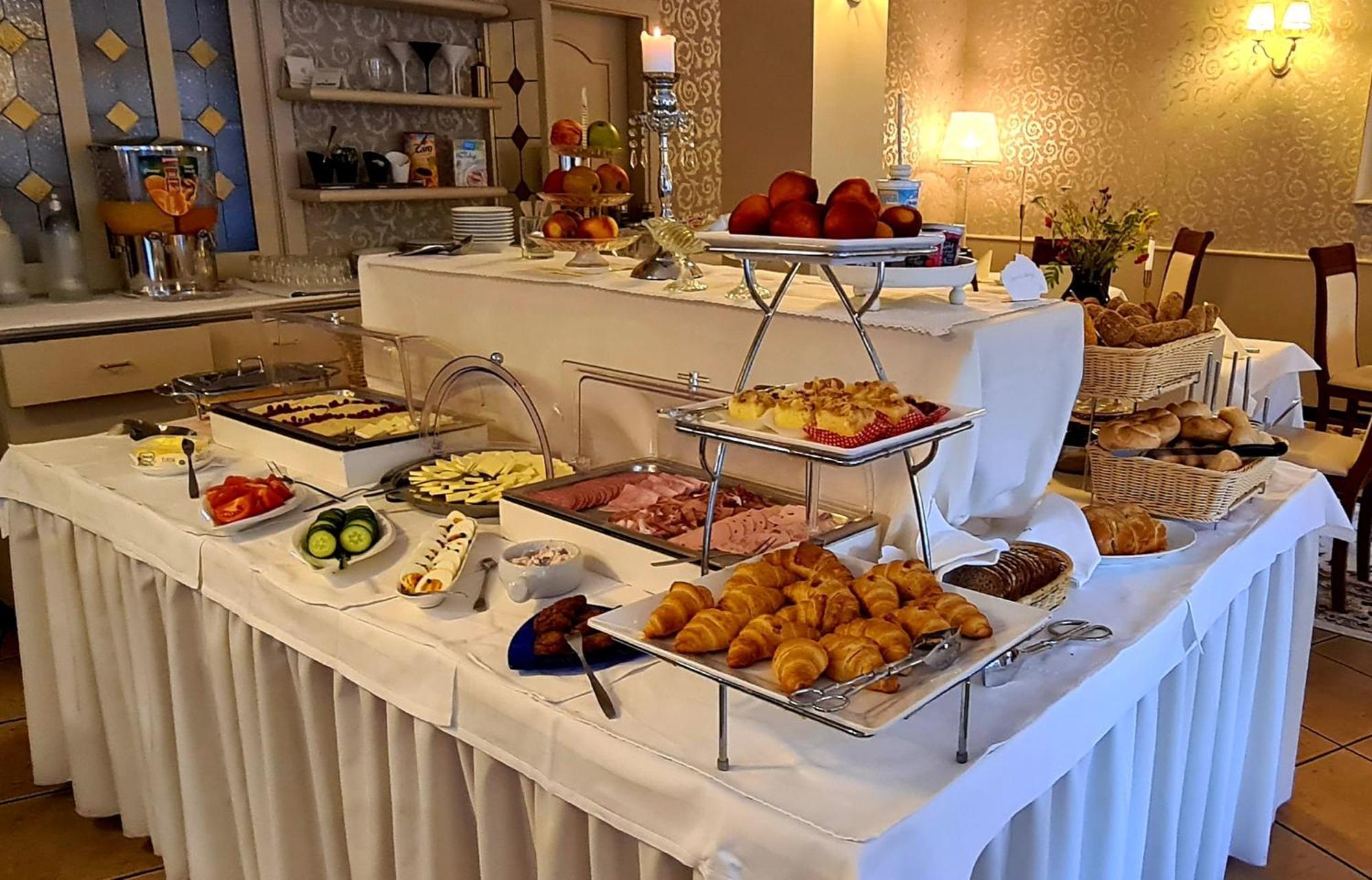 Hotel Am Wald B&B 미쉔도르프 외부 사진